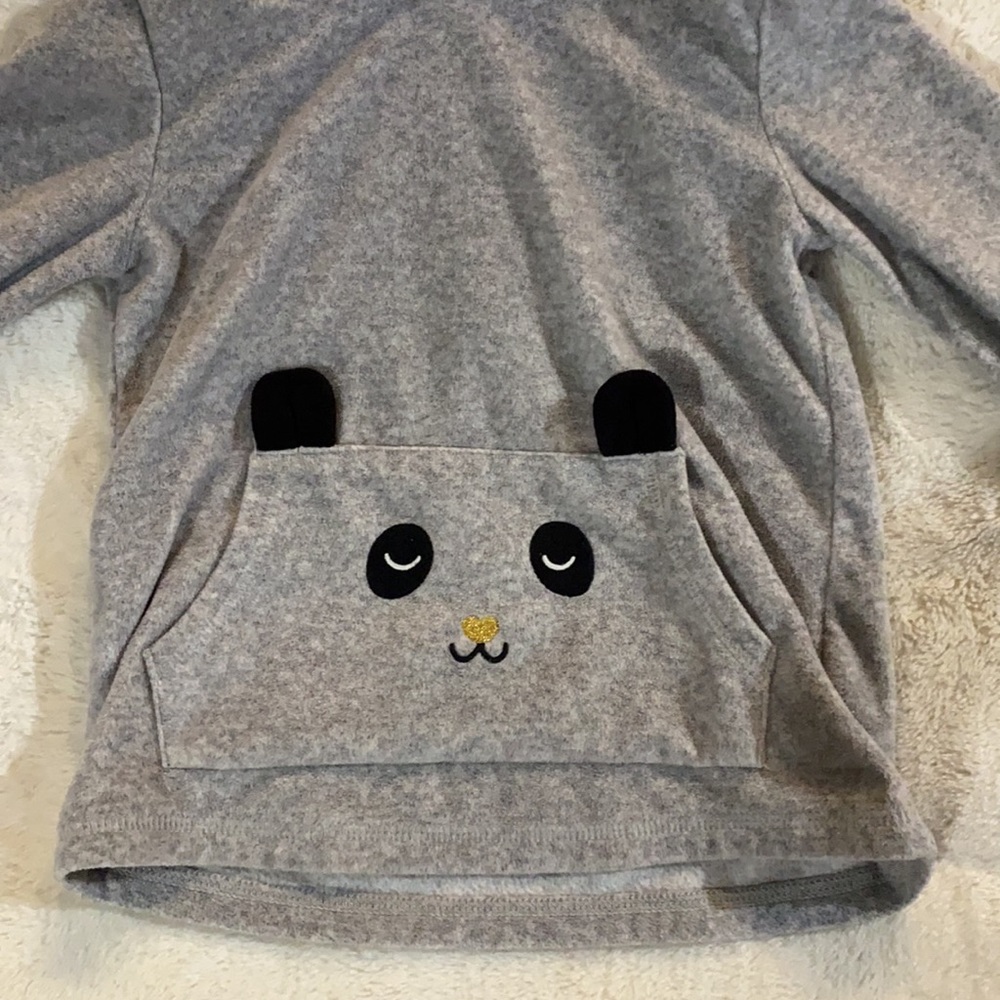 Carter’s pullover - Picture 2 of 12